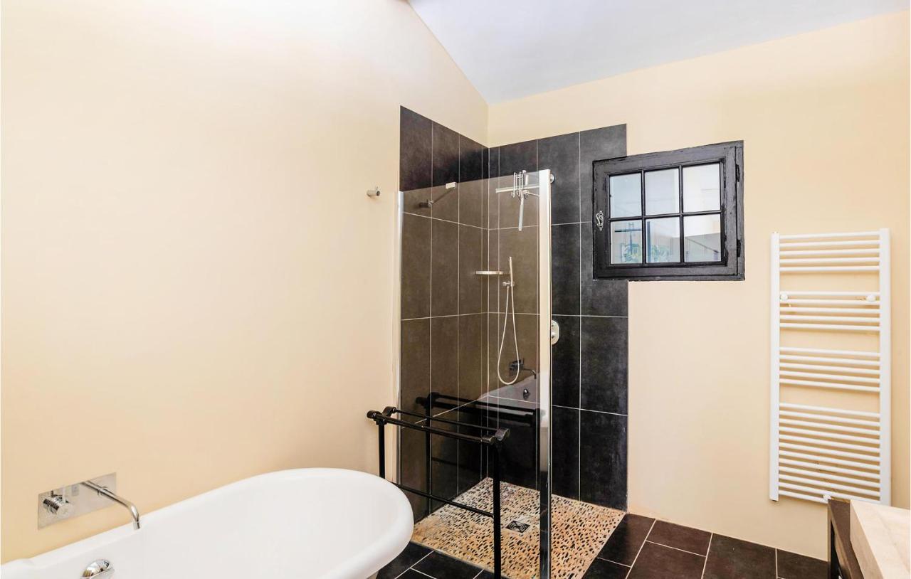 6 Bedroom Pet Friendly Home In Carcès Zewnętrze zdjęcie