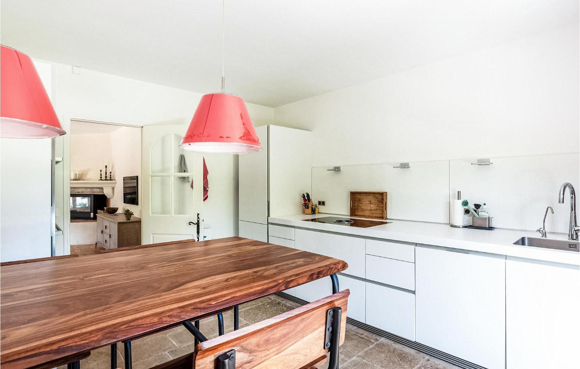 6 Bedroom Pet Friendly Home In Carcès Zewnętrze zdjęcie